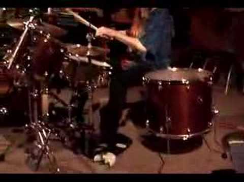 Tim Waterson H4T double bass with one foot