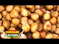 Snelle Surinaamse Ghughri (Kikkererwten) Gerecht | Fast Surinamese Ghughri Chaat (Chickpeas) Dish