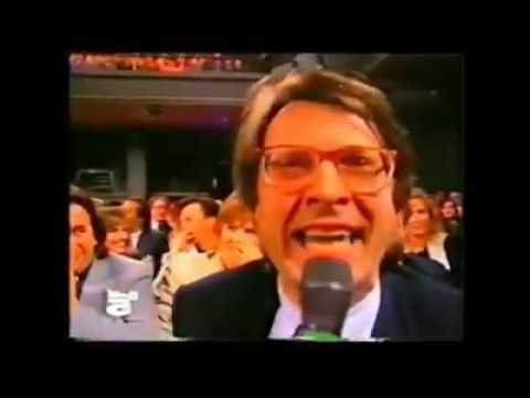 Un grande intervento di Sgarbi al Costanzo Show