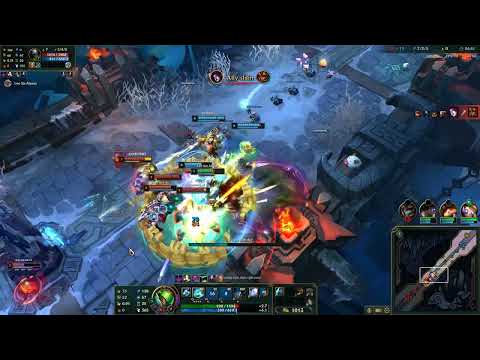 Massive Area of Damage Spells Teamfight Looks Crazy