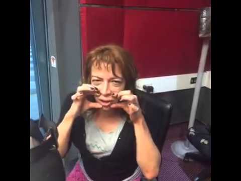 Lizy piensa en un retoque natural