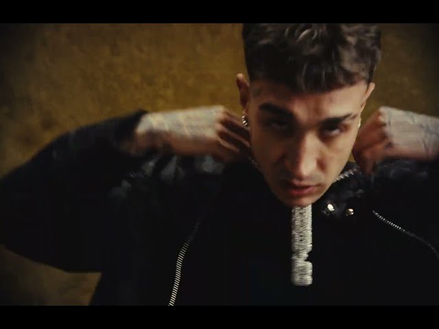 Video zu 'Caramel' ansehen