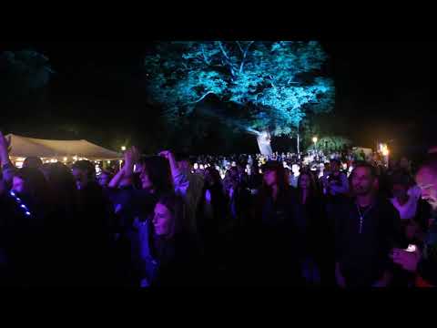 Adrian Despot (Vița de Vie) despre sutienul roșu aruncat pe scenă: Cineva acolo sus chiar ne iubește