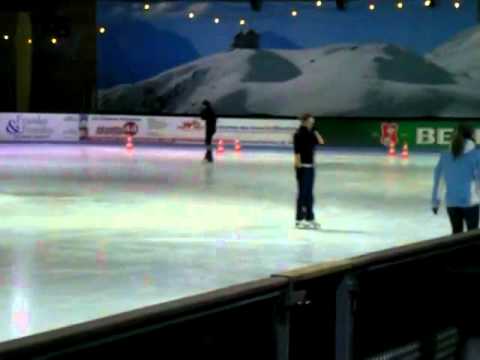 Eiskunstlauftraining im Eispalast in Münster