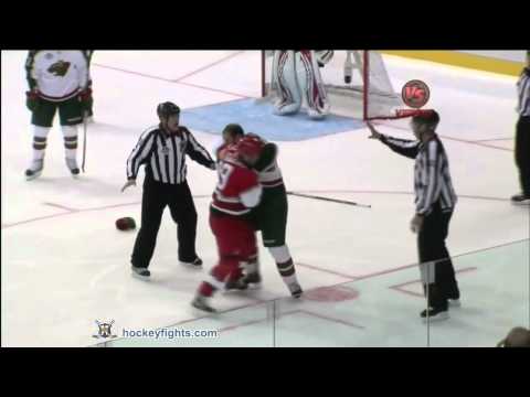 Eric Nystrom vs Tom Kostopoulos Oct 8, 2010