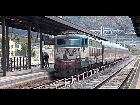 [HD - Treni] STROMBAZZATE E656.052 + Treno Intercity Notte 1961 Trenitalia in transito a Bagheria!