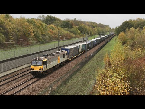 DB Cargo 92036 & 92041 working freight on HS1 at Hockers Lane - 7/11/22
