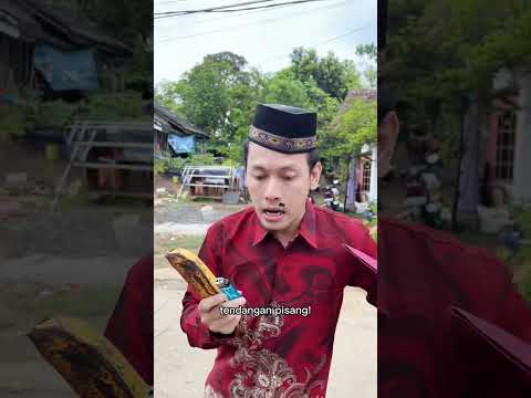 meski-flu-abis-kehujanan-beliau-tetap-mencari-cuan