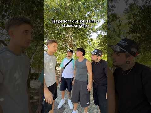 Esa persona que solo se hace el duro en grupo😤 #humor #funil #comedia #shortsviral