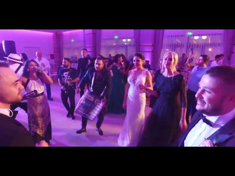 Laura Vass & Formatia Kana Jambe - Show Live