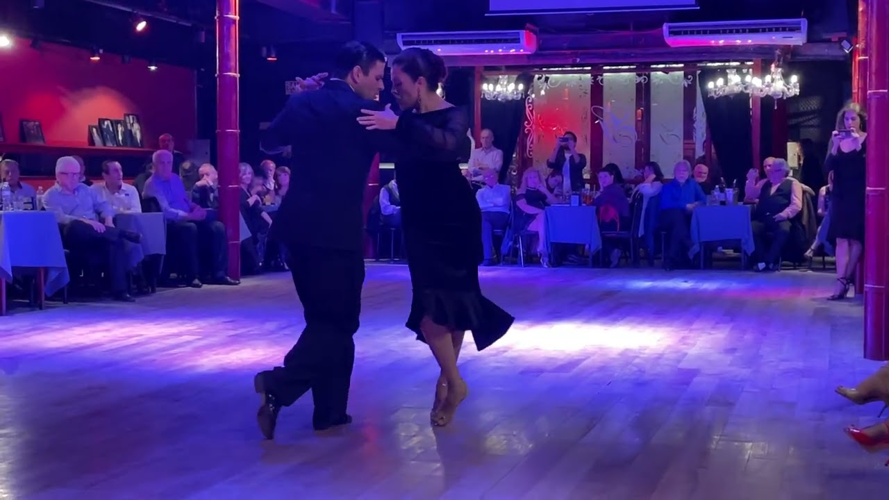 Argentine Tango | Vanesa Villalba y Matteo Antonietti | Yira-Yira Milonga | (3)
