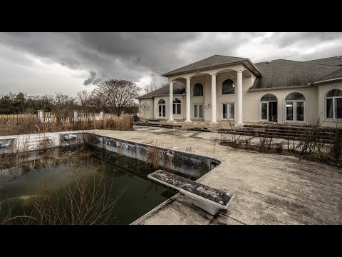 , title : 'Abandoned $3,500,000 Politician's Mansion w/ Private Pool (United States)'