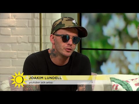 Därför har Joakim solglasögon under intervjun - Nyhetsmorgon (TV4)