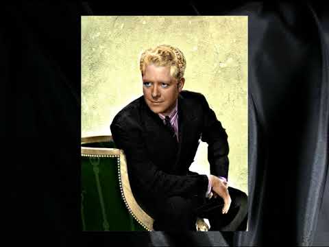 Nelson Eddy Sings - You'll Never Walk Alone