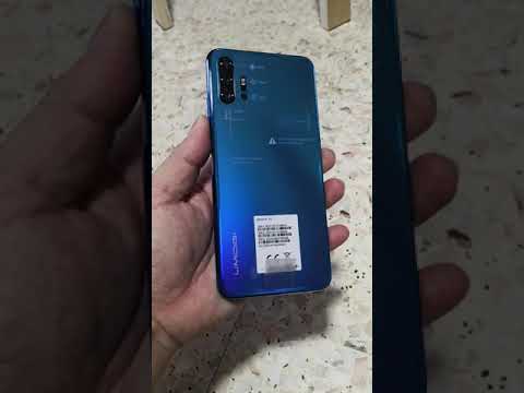 Front and back view of Umidigi F2 without casing