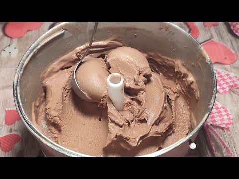 Gelato al Cioccolato con Gelatiera