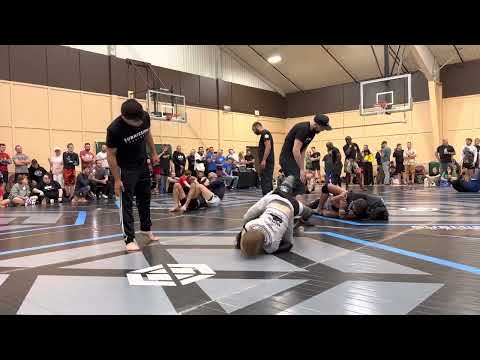 Kids Jiu Jitsu: intense action