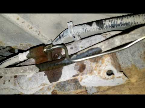 1999 Jeep Wrangler Brake Line Removal and Replacement