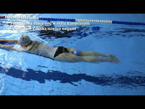 Nauka pływania -  Styl klasyczny (żabka) - Praca nóg z 8 między udami