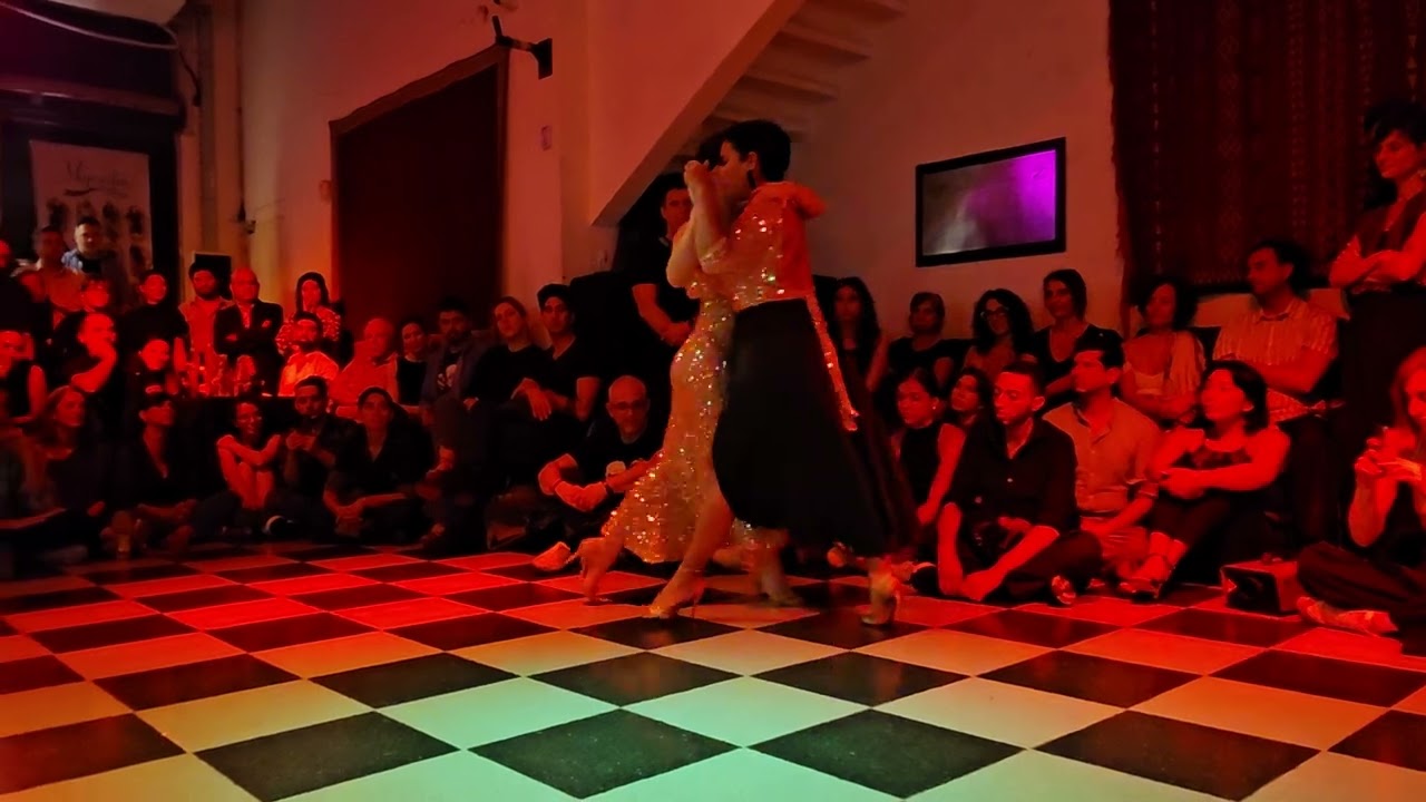Video thumbnail for Corina Herrera and Ines Muzzopappa at Mujercitas tango festival @ Tango Bar (1 of 2)