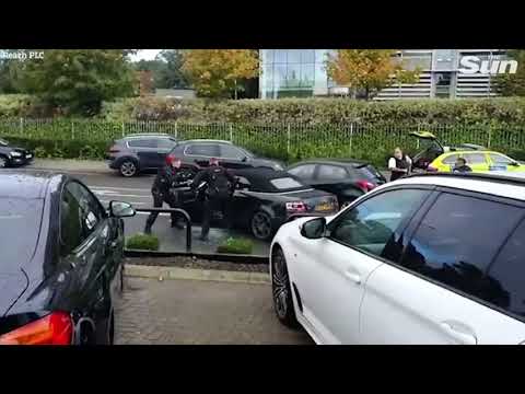 Police arrested 2 mean  in operation drugs Live