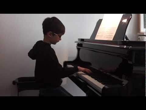 Henle-Klavierwettbewerb Joshua Süß