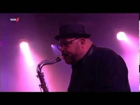 Mike Stern Band, feat  Dennis Chambers - Tipitina's - Leverkuaener Jazztage 2015