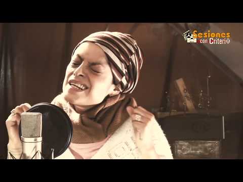 Sara Van y Chano Diaz Limaco en Vivo con un Huayno