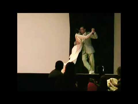 Roberto Herrera con Lorena Goldestein - Milongueando en el 40