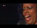 DIANNE REEVES -Triste Live  2008