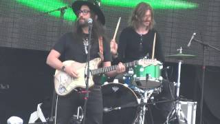 The Ghost of a Saber Tooth Tiger Too Deep Live Corona Capital Mexico 2014