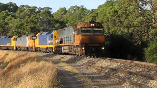 preview picture of video 'NR119 leads a freight train through Foster's Corner, Belair'
