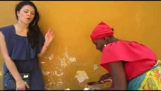 preview picture of video 'Las Palenqueras Fruit Basket Ladies, Cartagena, Colombia'