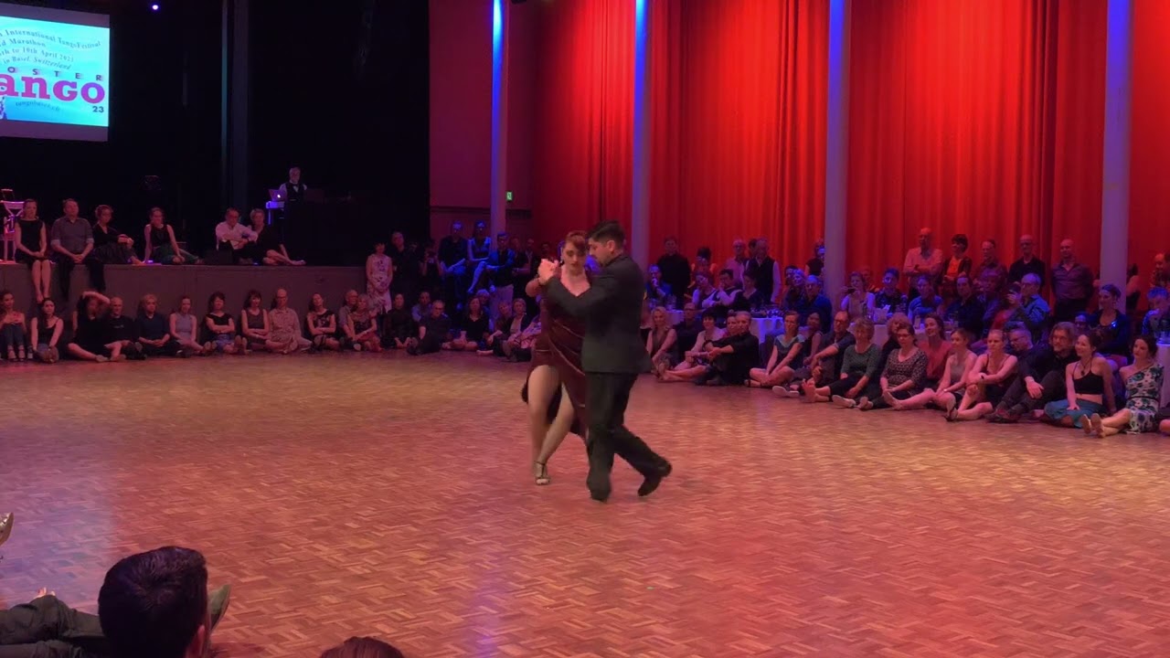 Video thumbnail for Ariadna Naveira & Fernando Sanchez - Cordón De Oro (Anìbal Troilo)