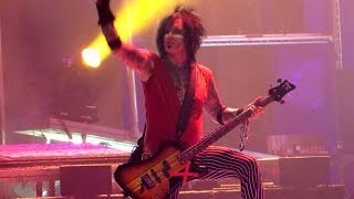 Motley Crue - Don't Go Away Mad (Just Go Away) Live on The Final Tour 10/22/14 Greensboro NC