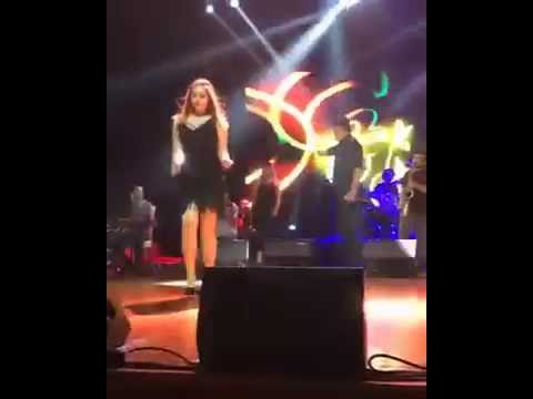 İlkim Aydın Hakan Peker ile düet yaptı