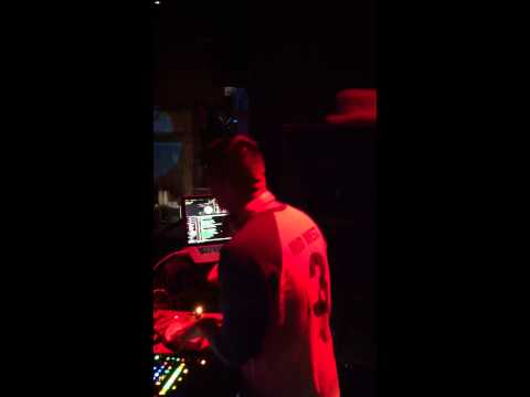 DJ Donkis - Live at Liquid Nightclub (2/14/14)