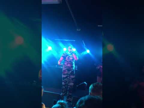 Jorja Smith - Blue Lights - JayKae Remix (Live)