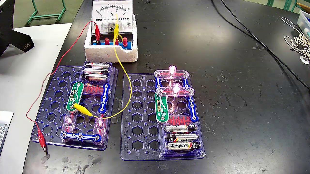 Series and Parallel Circuits Lab Using SnapCircuits