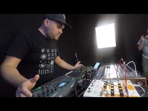 Real Bassist's Electronic Live Set @ Живая Электроника 24.06.2019