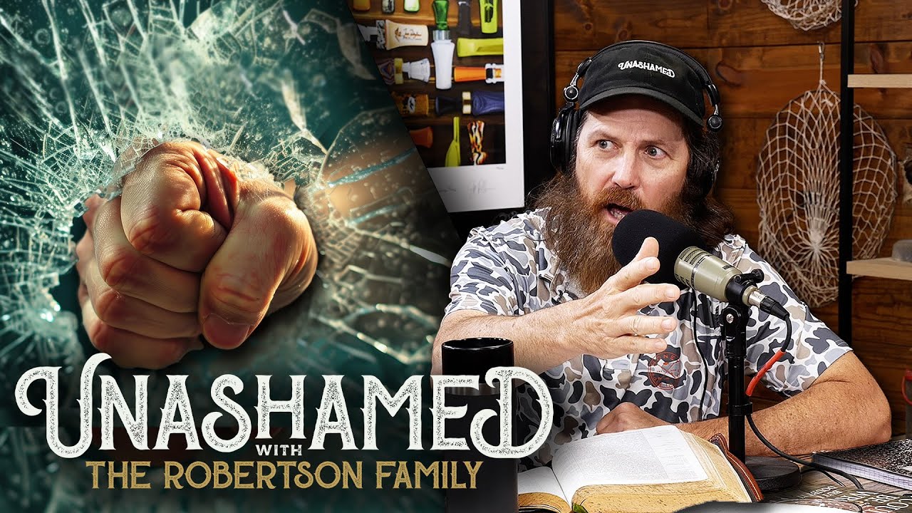 Ep 887 | Jase Took a Beating for His Faith & Later Baptized His Attacker