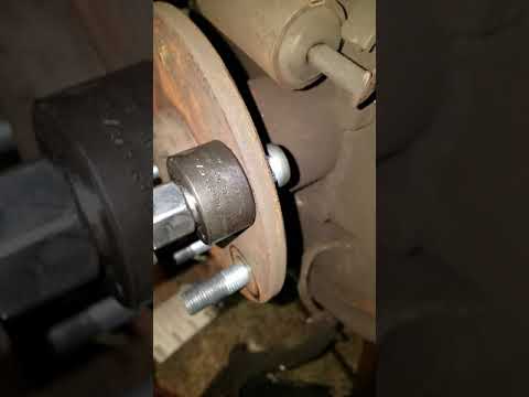 Using Lisle 22800 wheel stud installer