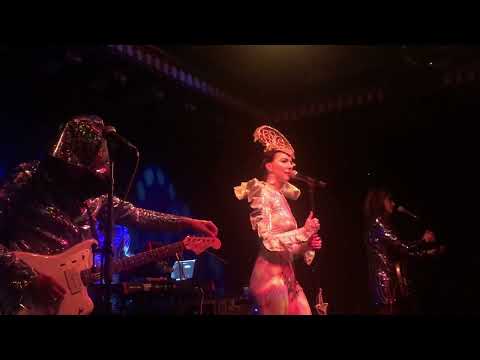 Chrysta Bell - Friday Night Fly at Voodoo Rooms