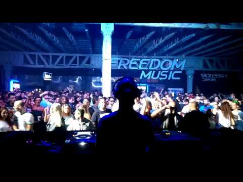 [FULL HD] Dot Chandler aka Fernanda Martins live at Magacin Depo Belgrade 2015