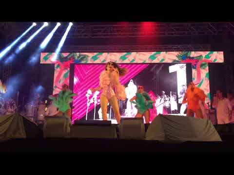 Claudia Leitte As Mascaras Oktoberfest Canoas 2018