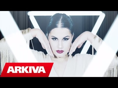 Laura Radi - Thirrem (Official Video HD)