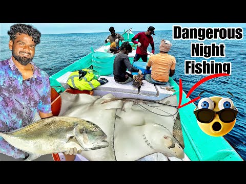 "Secret Fishing In Stromey Sea🌊!!Catching Monster Fishes In Hidden Spot!! Dangerous Night Fishing!!!
