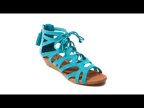 Minnetonka Merida II Suede Gladiator Wedge Sandal