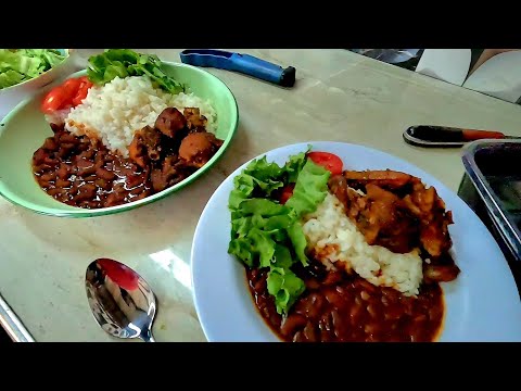 How to cook stewed chicken, stewed redbeans and rice.
