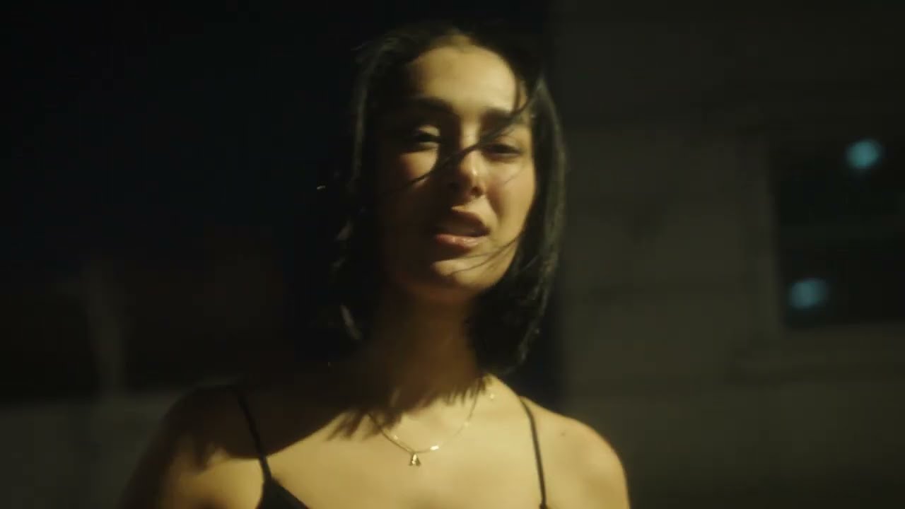 Bild zum Video Elif - Wegen Dir